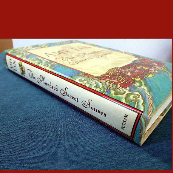 Book: The Hundred Secret Senses by Amy Tan - Picture 4 of 8